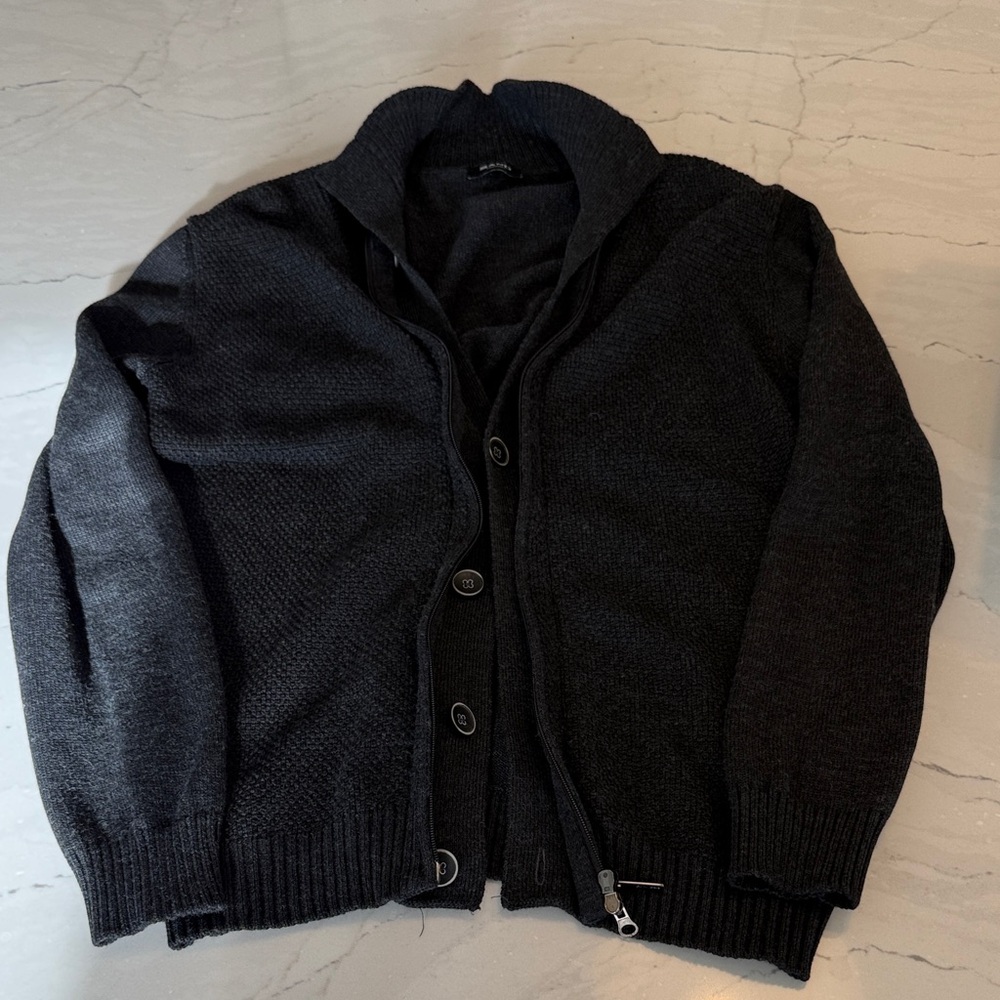 SAND Men's Charcoal Sweater - Large not Banana Republic. AI